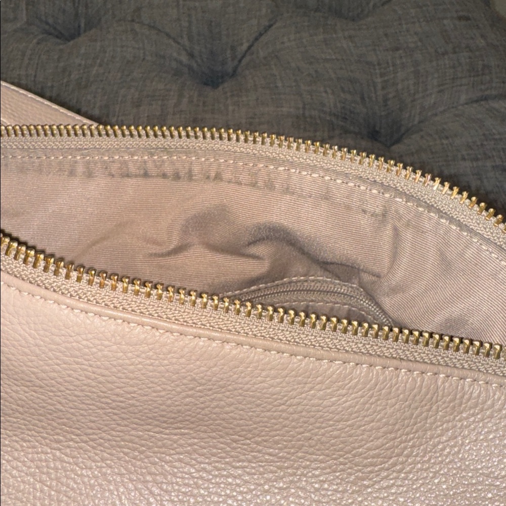 Coach Bag Charlie Tan Shoulder Bag - Picture 14 of 17